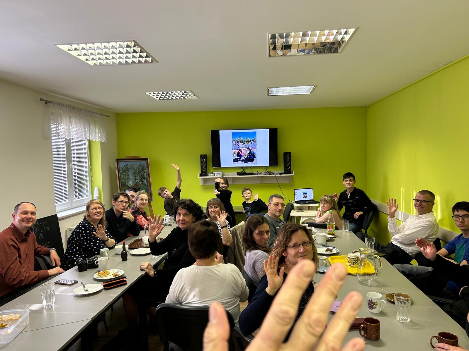 Objevte společenství,
 kde máte své místo